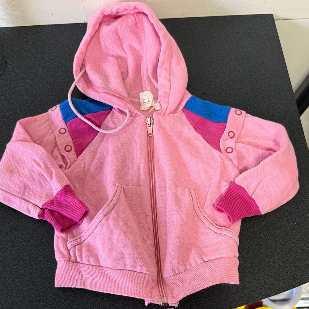 Kids Pink Hooded Zip Sweatshirt with Color-Block Accents 1990’s